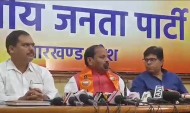 झारखंड:CM हेमंत सोरेन की वाइफ, प्रेस सलाहकार व विधायक प्रतिनिधि के नाम आवंटित हुई इंड्स्ट्रीयल लैंड: रघुवर दास 