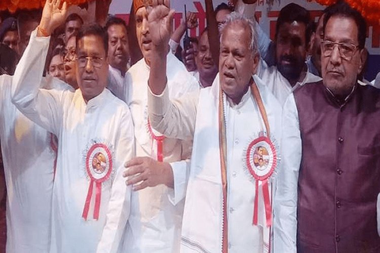 बिहार: जीतनराम मांझी ने बेटे संतोष सुमन को सौंपी पार्टी की कमान