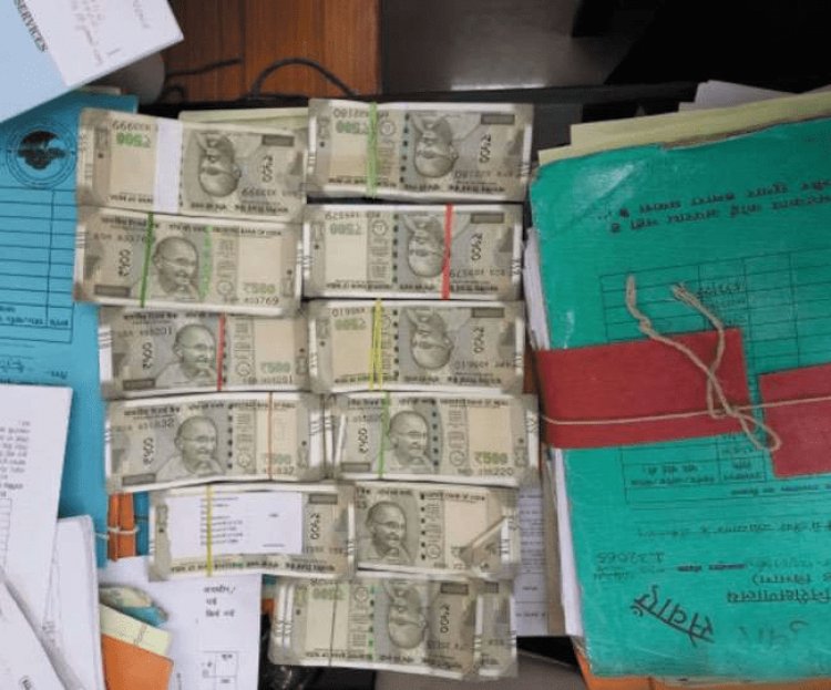 बिहार: जेल के AIG के ठिकानों पर स्पेशल विजिलेंस युनिट का रेड, करोड़ों रुपये की संपत्ति बरामद 