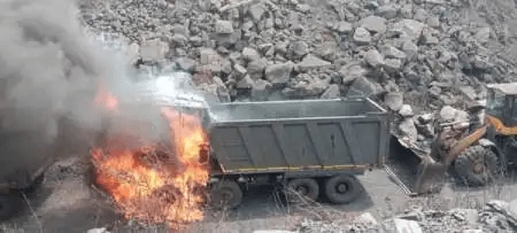 धनबाद: बीसीसीएल की निश्चतपुर कोलियरी में हाइवा में लगी आग