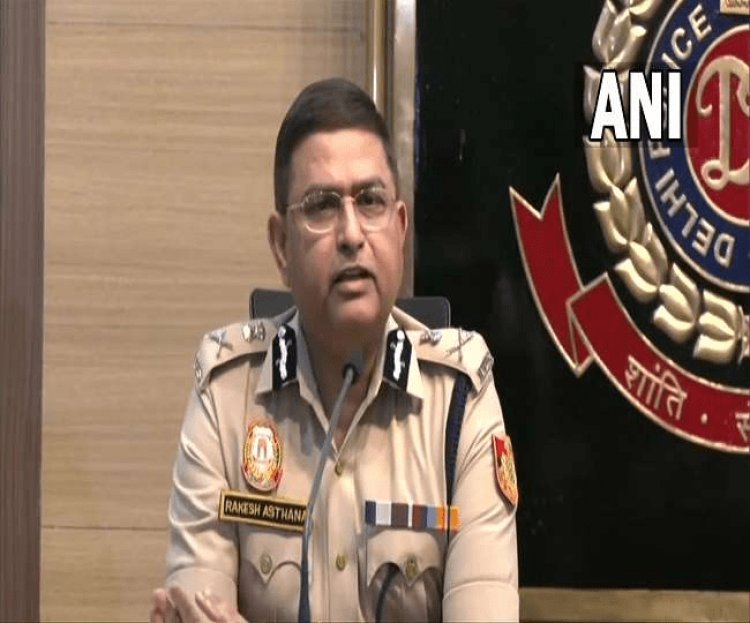 14 टीमें अलग-अलग एंगल से कर रही जहांगीरपुरी हिंसा मामले की जांच, जल्द सामने आयेगी सच्चाई : पुलिस कमिश्नर