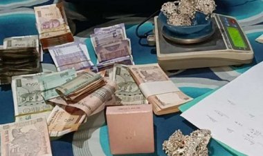 बिहार: सुपौल का DFO के ठिकानों पर विजीलेंस रेड, एक करोड़ के फ्लैट्स के कागजात, 12 बैंक अकाउंट जब्त