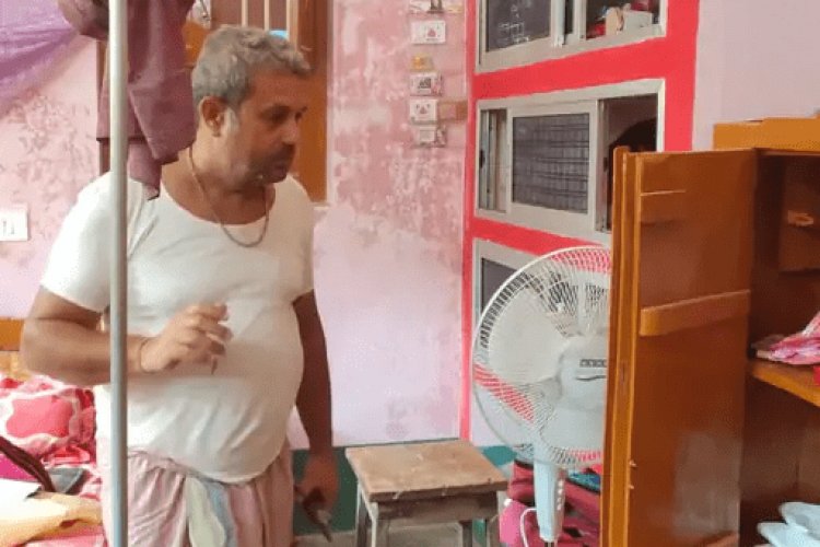 बिहार: सीतामढ़ी में पूर्व सरपंच के घर लाखों की डकैती