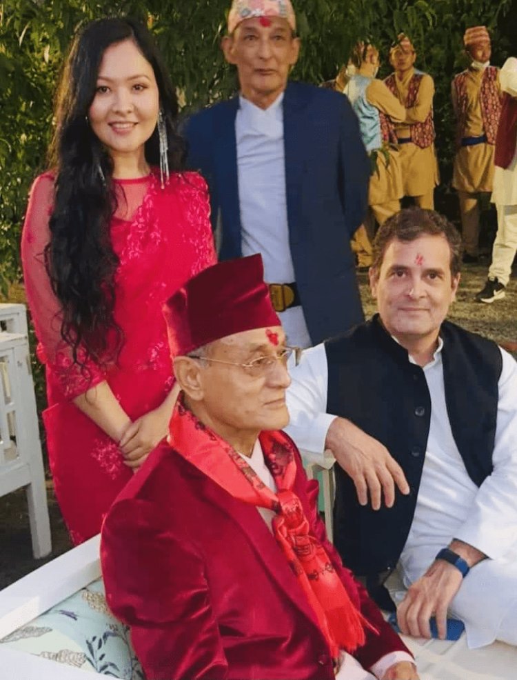 नेपाल से सरस्वती खत्री ने आई राहुल गांधी के साथ शेयर की फोटो, इस सिंगर की PM मोदी भी कर चुके हैं तारीफ