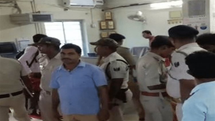 बिहार: अररिया में बैंक ऑफ इंडिया में 37 लाख की लूट, बैंक खुलते ही क्रिमिनलों का धावा, तोड़ दी गार्ड की बंदूक