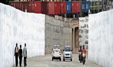 धनबाद रेलवे स्टेशन के साउथ साइड में बने अंडरपास से शुरु हुआ वाहनों का परिचालन