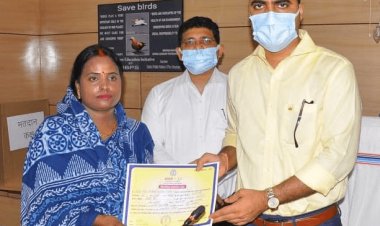 धनबाद: MLA ढुल्लू महतो बने किंग मेकर, शारदा सिंह निर्विरोध चुनी गईं जिला परिषद अध्यक्ष, सरिता देवी बनी उपाध्यक्ष