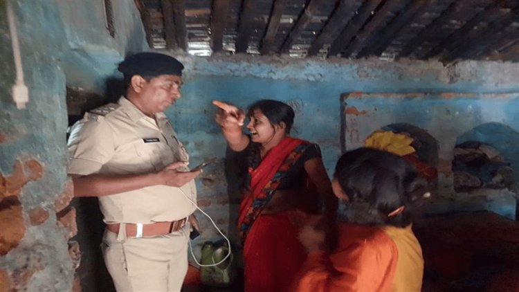 Samastipur Mass Suicide :बिहार: समस्‍तीपुर में फंदे से लटकते मिले एक ही फैमिली के पांच मेंबर्स की बॉडी