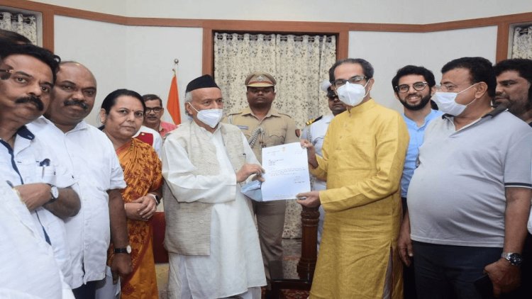 महाराष्ट्र: फ्लोर टेस्ट से पहले उद्धव ठाकरे ने दिया CM पोस्ट इस्तीफा, विधान परिषद की सदस्यता भी छोड़ी