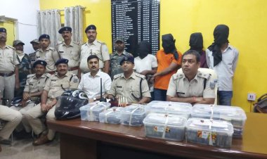 बोकारो: चास इंडियन बैंक में लूटकांड का खुलासा, चार क्रिमिनल अरेस्ट, 21 लाख कैश बरामद