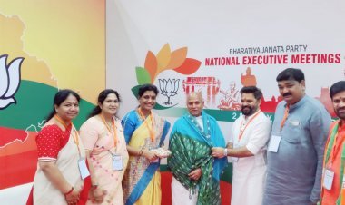 RCP की एक फोटो से बिहार में मची सियासी हलचल, BJP में शामिल होने की थी चर्चा,  दूर हुई कनफ्यूजन