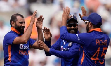 ENG vs IND ist ODI: इंडिया ने इंग्लैंड को 10 विकेट से हराया, जसप्रीत बुमराह ने लिए छह विकेट, रोहित की फिफ्टी