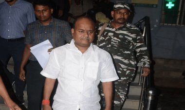 निशिकांत दूबे ने फोड़ा ट्विटर बम, पंकज किसी अभिषेक प्रसाद के बारे में बता रहा,  झारखंड का नयका खिलाड़ी लगता है