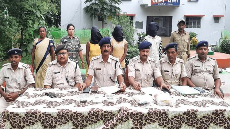 दुमका: प्रेमिका ने सहेली के साथ मिलकर कर दी बेवफा प्रेमी की मर्डर, तीन अरेस्ट, पुलिस ने भेजा जेल