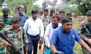 हजारीबाग: बाइक से शराब भट्ठियां ध्वस्त करने पहुंचे एक्साइज मिनिस्टर्स, जगरनाथ महतो ने अफसरों को लगायी जमकर फटकार