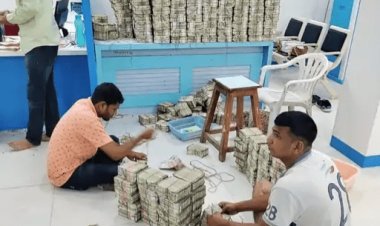 महाराष्ट्र: इनकम टैक्स की रेड में मिला 58 करोड़ कैश, 390 करोड़ की बेनामी संपत्ति जब्त