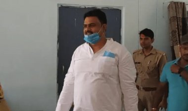 बिहार: बाहुबली राजन तिवारी रक्सौल से अरेस्ट, नेपाल भागने की फिराक में थे एक्स MLA 