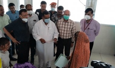 झारखंड: एयरलिफ्ट की जायेगी चतरा की एसिड अटैक पीड़ित  छात्रा, आज दिल्ली ले जाया जायेगा