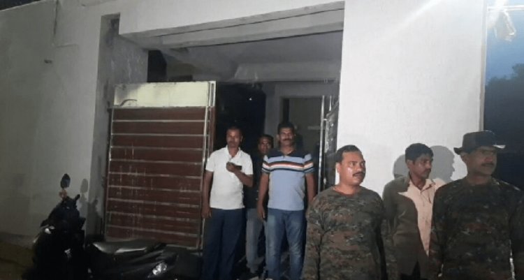 पश्चिम बंगाल CID की टीम का रांची में एडवोकेट राजीव कुमार के घर व ऑफिस पर  रेड