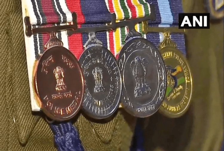 झारखंड: स्वतंत्रता दिवस पर स्टेट  पुलिस को 14 वीरता पदक, एक प्रसिडेंट मेडल व 11 सराहनीय सेवा मेडल