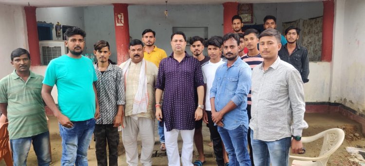 बिहार में महागठबंधन की सरकार बनने पर औरंगाबाद में हुआ  रणविजय सिंह का स्वागत