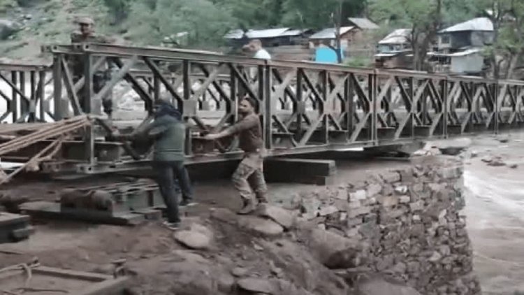 भोपाल-नागपुर NH 46 पर ट्रैफिक बहाल करने के लिए इंडियन आर्मी शुरू किया 145 साल पुराने बेली ब्रिज का निर्माण