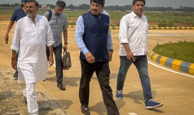 निशिकांत, मनोज व कपिल  के खिलाफ कंपलेन,देवघर एयरपोर्ट स्टाफ पर दबाव बनाने का आरोप