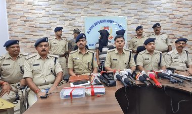 जमशेदपुर : बैंक ऑफ इंडिया डकैती और बिष्टुपुर लूटकांड का खुलासा, पुलिस ने दो क्रिमिनलों को किया अरेस्ट