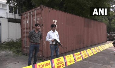 मुंबई के नवा शेवा पोर्ट के एक कंटेनर से 22 टन हेरोइन जब्त, कीमत 1,725 करोड़