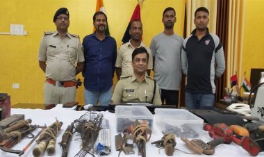 मुंगेर: मिनी गन फैक्ट्री का खुलासा, कारबाइन, मैग्जीन, पिस्टल, कट्टा, पांच कारतूस बरामद, मास्टर माइंड अरेस्ट