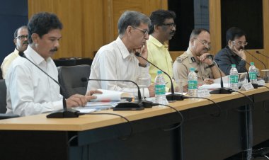 झारखंड: स्टेट में दिसंबर तक हाई अलर्ट, जेलों में शीघ्र लगेंगे जैमर, CM ने की पुलिस अफसरों के साथ बैठक