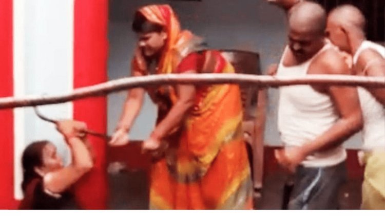 बिहार: पटना में माता-पिता पर बेटा ने लाठी-डंडे से पीटा, बहू ने भी सास के साथ की मारपीट