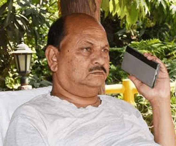 बिहार: पटना एयरपोर्ट पर जेडीयू MLC दिनेश सिंह के पास मिला 25.50 लाख कैश, पूछताछ के बाद छोड़े गये