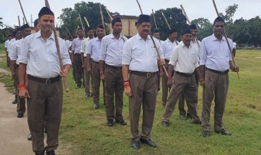 धनबाद में आरएसएस का पथ संचलन संपन्न