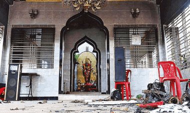 बांग्लादेश: प्राचीन हिंदू मंदिर पर हमला, शरारती तत्वों ने मूर्ति को किया नष्ट