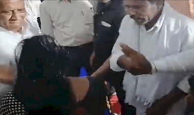 कनार्टक : मदद की गुहार लगाने पहुंची महिला को आवास मंत्री वी सोमन्ना ने जड़ा थप्पड़, वीडियो वायरल