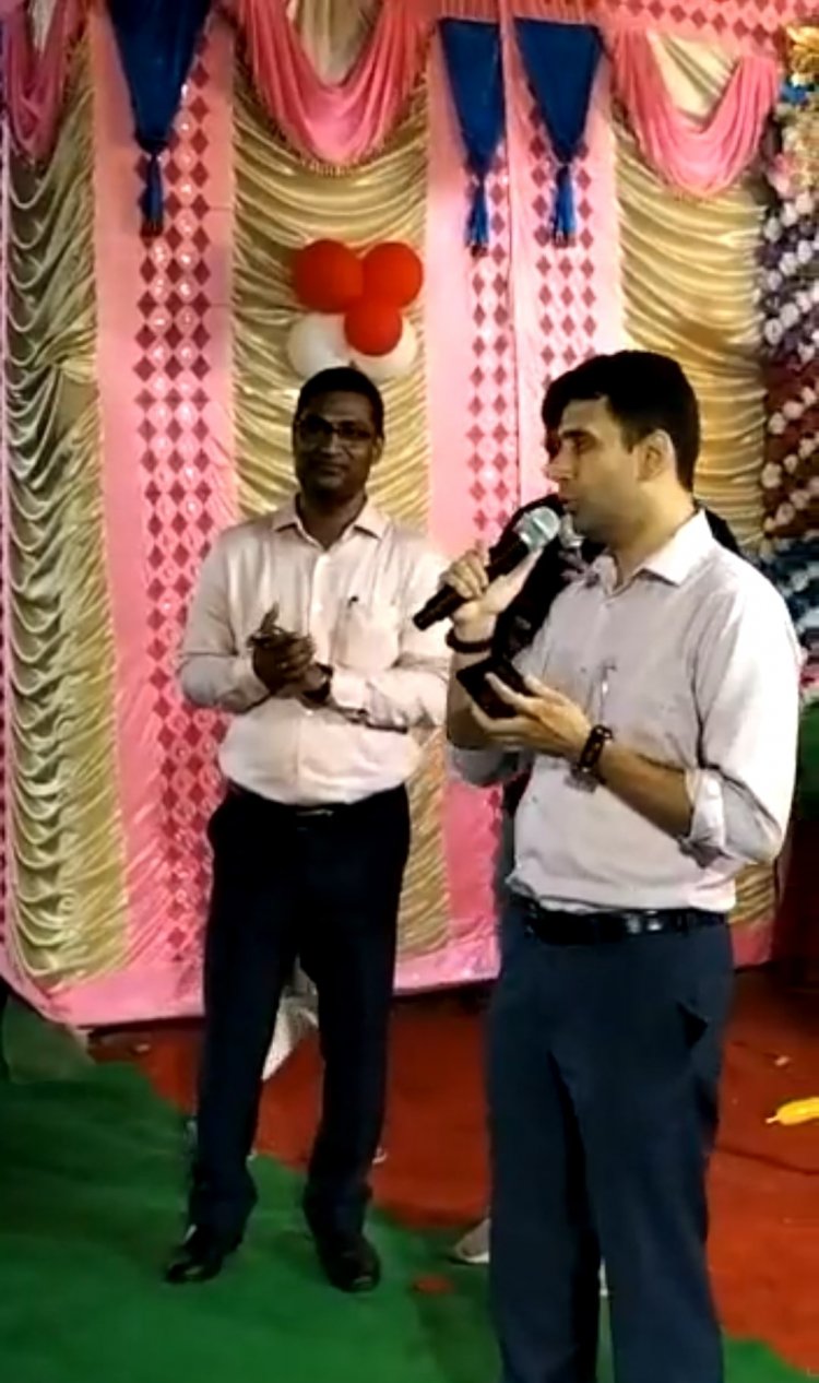 बिहार: जहानाबाद के DM रिची पांडेय का गाना गाते नया वीडियो वायरल, DDC की बेटी के बर्थ डे पार्टी में समा बांधा