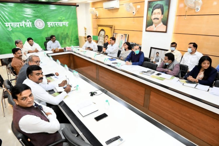 झारखंड: 22 जिलों के 226 प्रखंड सूखाग्रस्त घोषित, हर परिवार को 3500 रुपये, CM हेमंत सोरेन ने की घोषणा