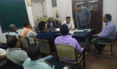 BCCL की धनसार कोलियरी मैनेजमेंट और युवा बेरोजगार मंच के बीच वार्ता, लोडिंग के लिए  एक और ट्रक की मांग