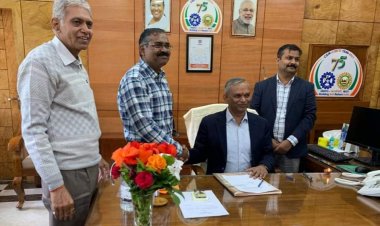 धनबाद : प्रोफेसर अरविंद कुमार मिश्रा ने CIMFR डायरेक्टर का पदभार संभाला