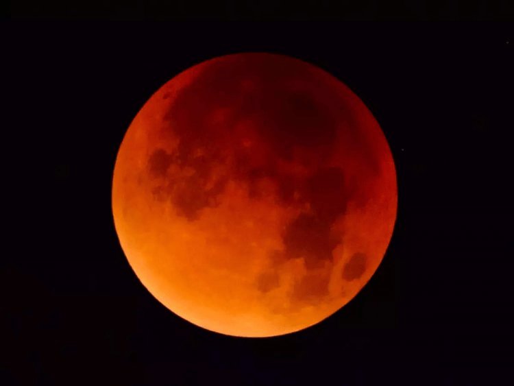 Lunar Eclipse 2022: इंडिया आठ नवंबर को लगेगा चंद्र ग्रहण, चंद्र ग्रहण की तीन विशेषताएं  