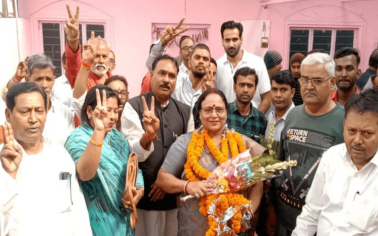 Jharkhand Municipal Election : धनबाद नगर निगम की मेयर चुनाव लड़ेंगी डॉ शिवानी झा 