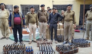 धनबाद: हीरापुर में नकली शराब फैक्ट्री का भंडाफोड़, पांच लाख की शराब जब्त, संचालक अरेस्ट