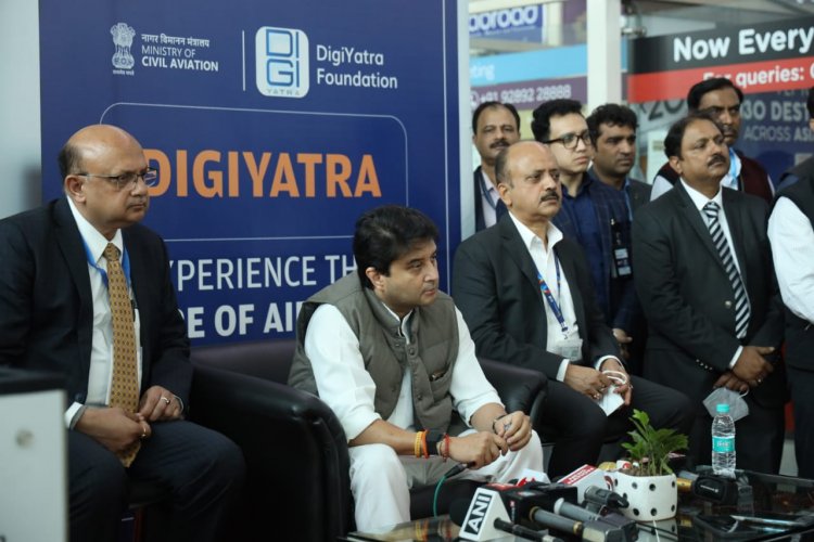 DigiYatra :  एयरपोर्ट पर अब चेहरा ही होगा पैसेंजर का बोर्डिंग पास, सिंधिया ने लॉन्च किया डिजियात्रा ऐप