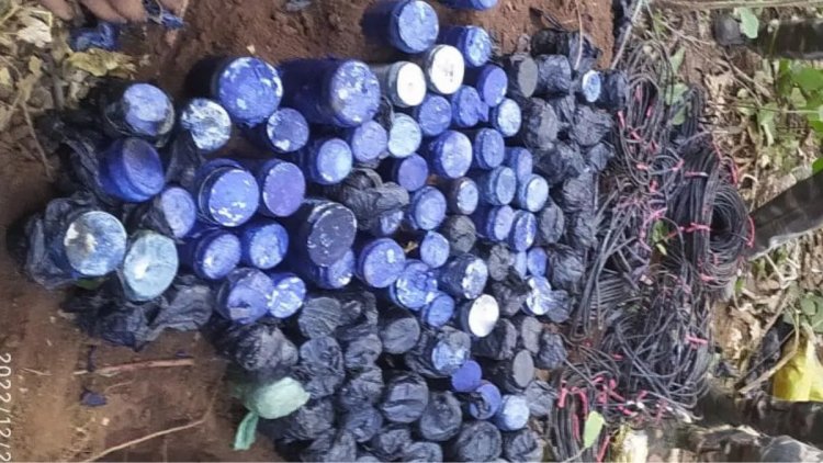 लोहरदगा में पुलिस और नक्सलियों के बीच एनकाउंटर , एक नक्सली ढेर, पांच लाख का इनामी नक्सली अरेस्ट