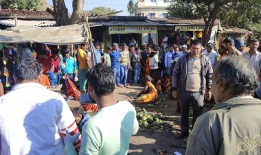 Dhanbad: तोपचांची में बाइक में रखे बम विस्फोट, सात लोग गंभीर रुप से घायल