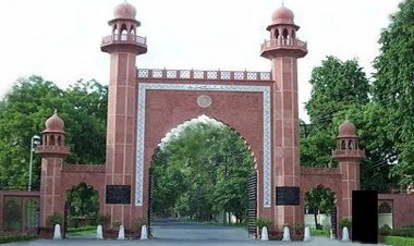 Repuplic Day 2023 : गणतंत्र दिवस पर AMU में लगे अल्लाह हू अकबर के नारे, एक स्टूडेंट सस्पेंड