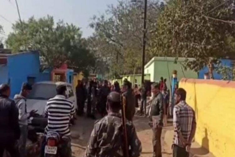 धनबाद: गोशाला अंबेडकर नगर में छात्रों के बीच हिंसक झड़प