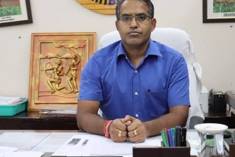 झारखंड: साहिबगंज DC रामनिवास यादव को ED ने भेजा समन, 23 जनवरी जोनल ऑफिस में  बुलाया - Three Societies - News Magazine