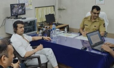 Mumbai : Sonu Nigam के साथ सेल्फी के लिए धक्का मुक्की, पुलिस को बताया बीती रात का पूरा वाकया